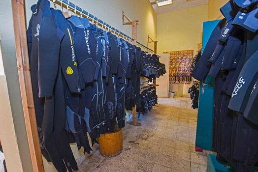 makadi diving center shop